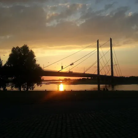 Deluxe - Centre - Koenigsalle 5min アパート デュッセルドルフ