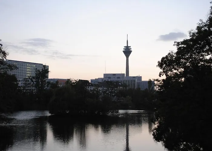 Deluxe - Centre - Koenigsalle 5min *