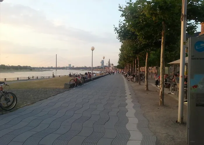 Deluxe - Centre - Koenigsalle 5min