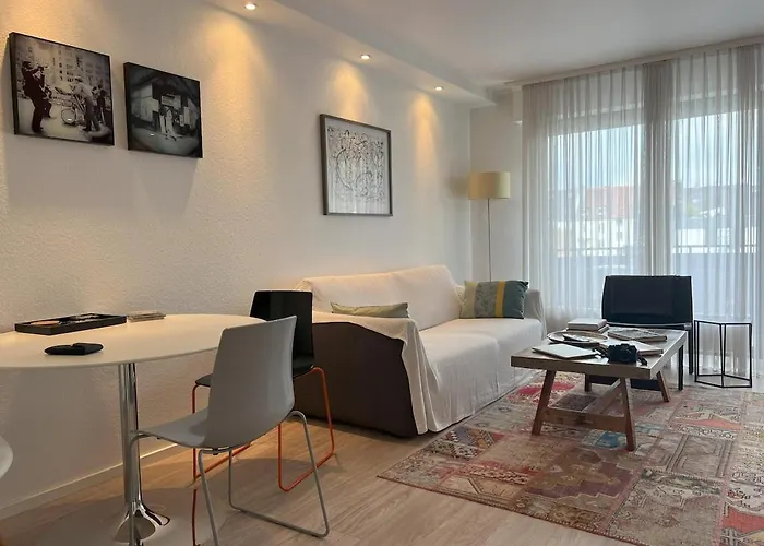 Deluxe - Centre - Koenigsalle 5min דירה *