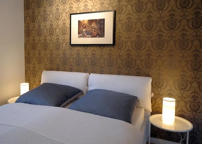 Deluxe - Centre - Koenigsalle 5min דירה *