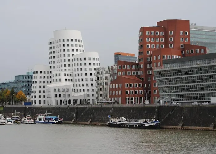 דירה Deluxe - Centre - Koenigsalle 5min דיסלדורף